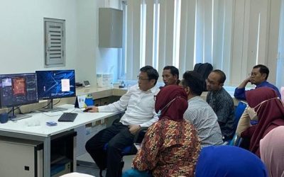 Seminar and Training on Analysis Using Atomic Force Microscope (AFM) at the Integrated Laboratory Unit of Diponegoro University (UNDIP).