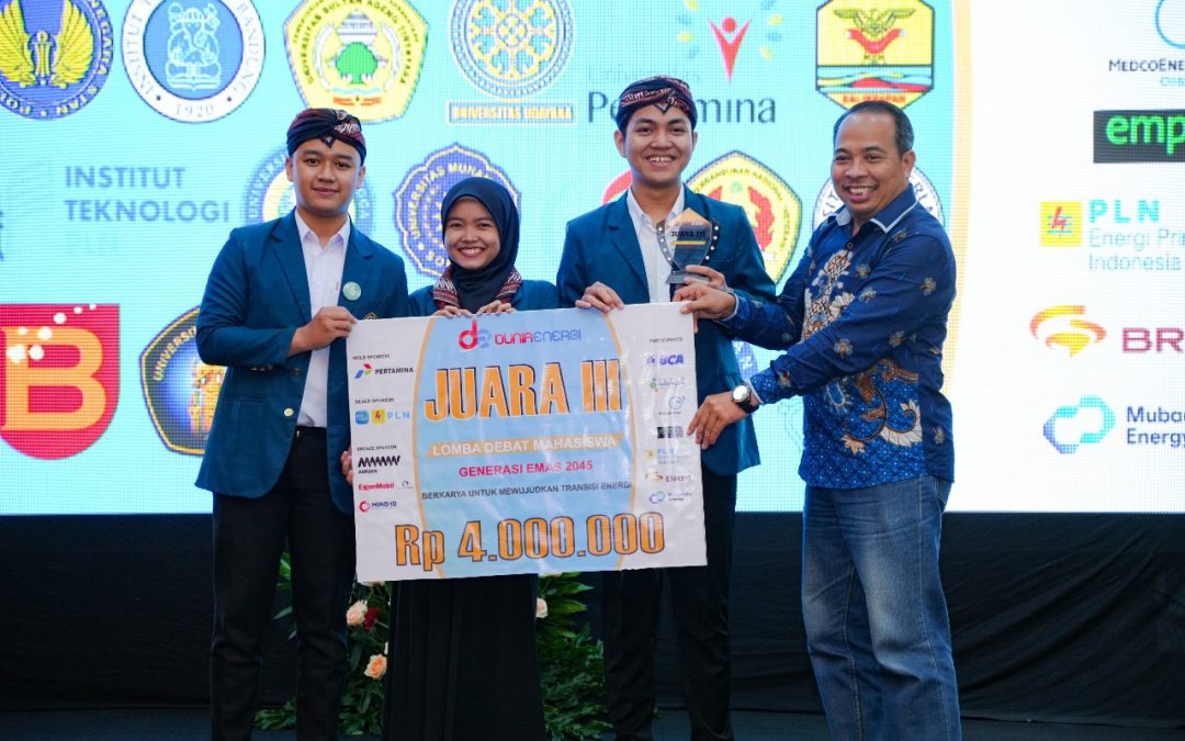 The Sigmaxxim Physics Team from UNDIP Wins 3rd Place in the 2025 World Energy National Energy Debate Competition